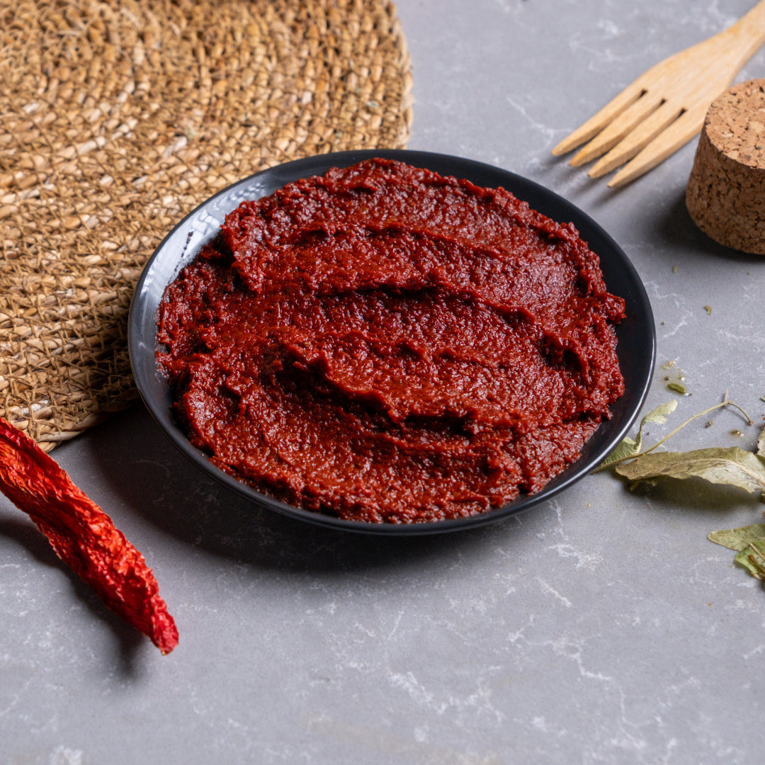 Acı Biber Salçası